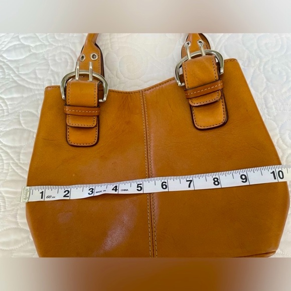 Tignanello Tote Purse with silver buckle detail - Picture 5 of 15